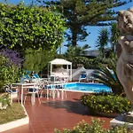 Hotel Garden 4*