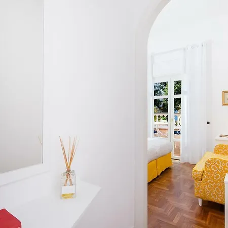 Hotell Garden 4*