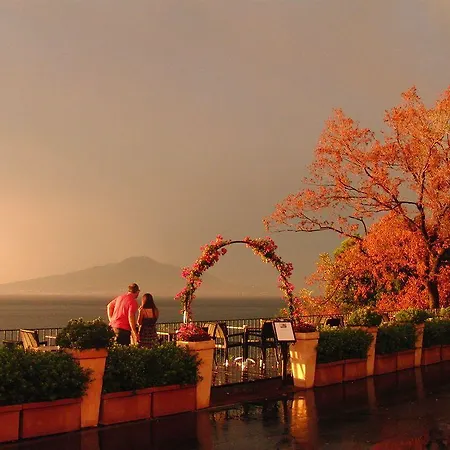 Hotel Garden 4*