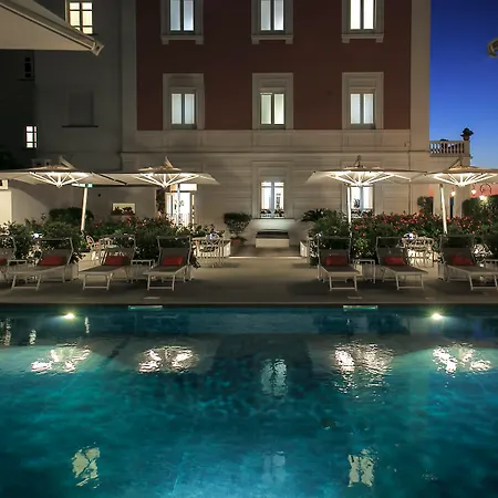 Garden 4*
