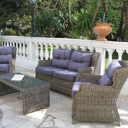 Garden 4*